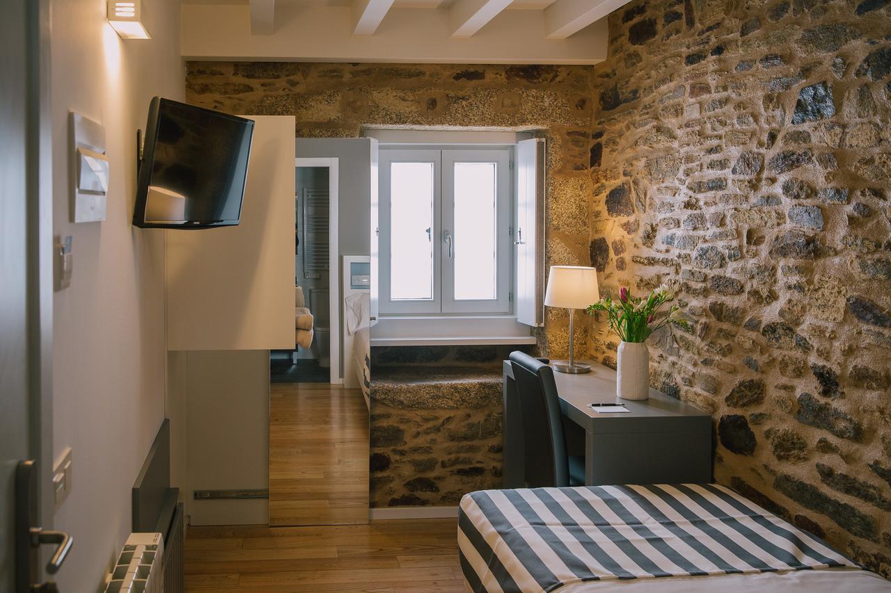 Hotel Os Sobrinos Do Pai Santiago de Compostela Exterior foto
