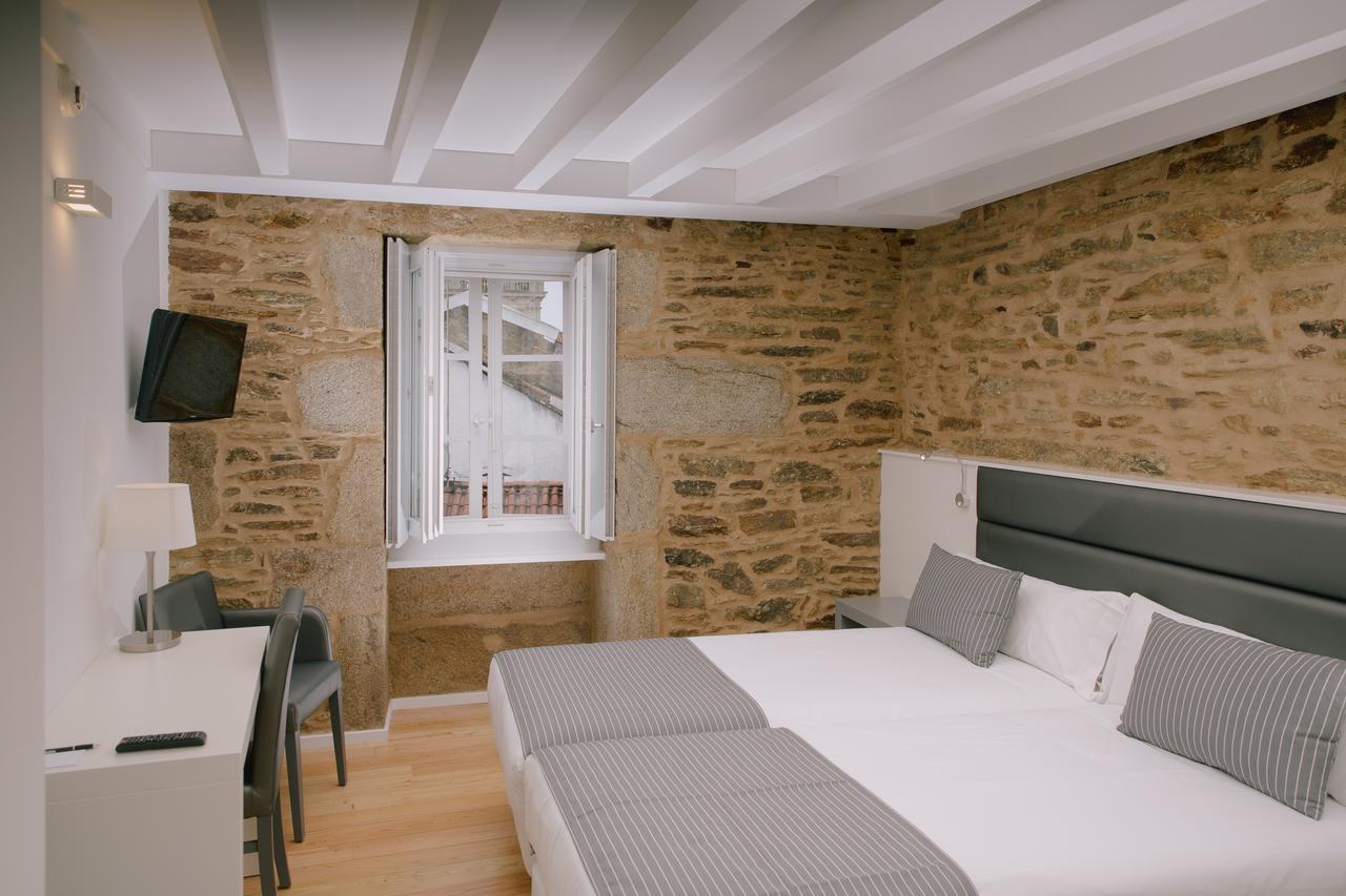 Hotel Os Sobrinos Do Pai Santiago de Compostela Exterior foto